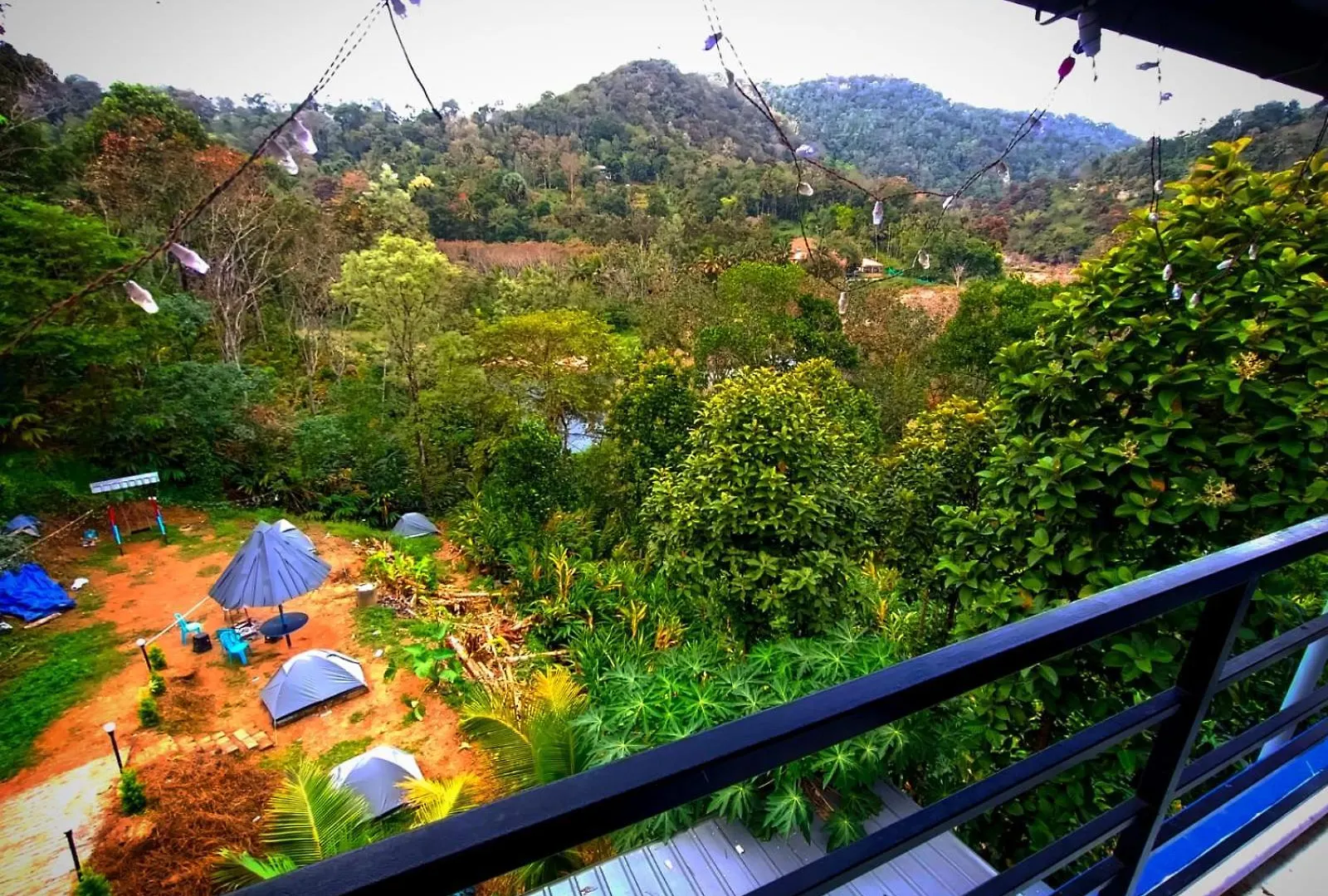מלון Anachal Mistey Valley Munnar Villa