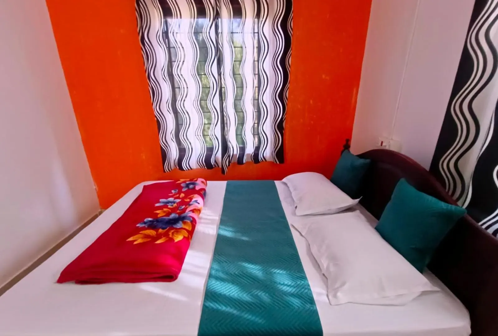 מלון Anachal Mistey Valley Munnar Villa הודו